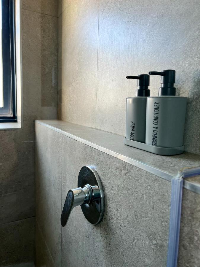 Waterfront Studio Apartment No 5 Hermanus Buitenkant foto